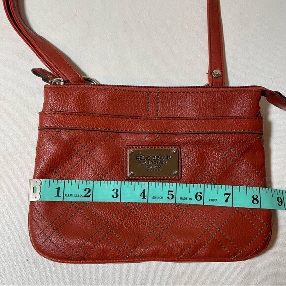 RELIC brand orange crossbody bag with quilting - Picture 11 of 13